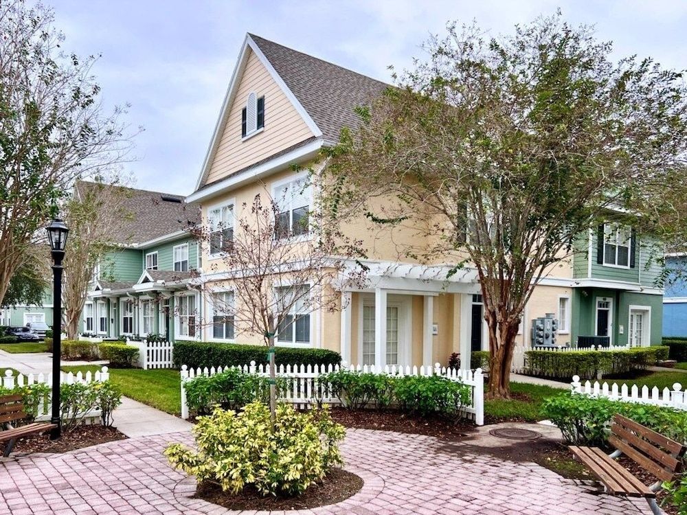 Townhome, 4 Bedrooms