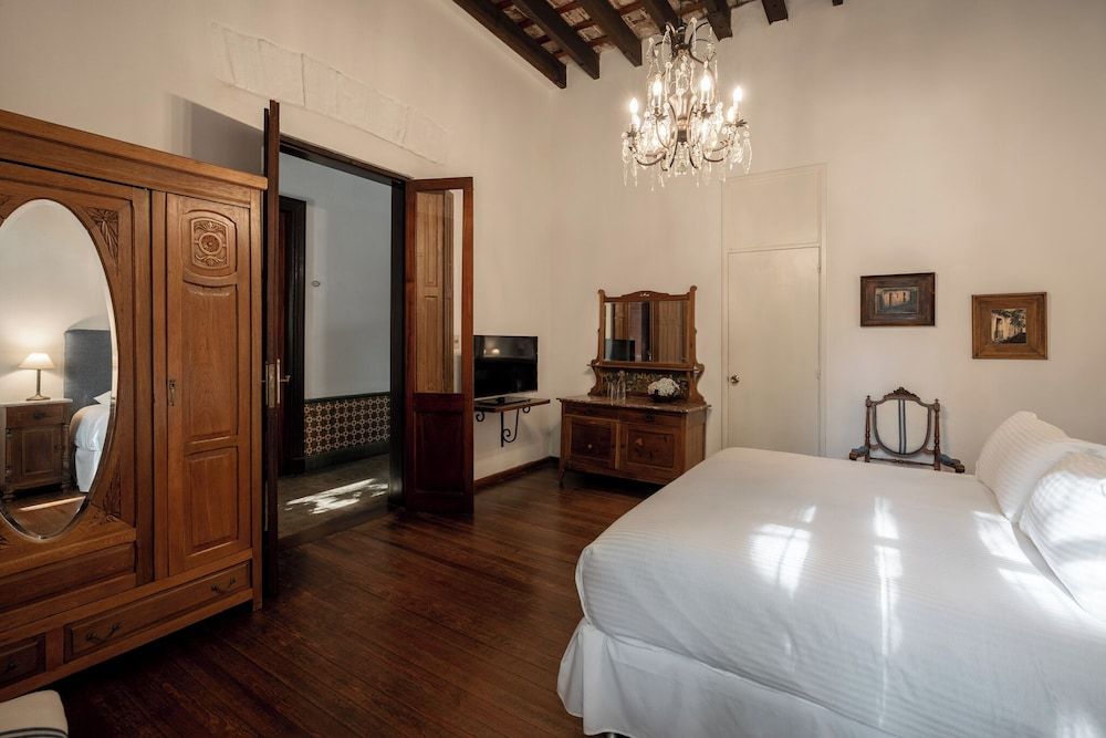 Posada Manuel Lobo Deluxe Room 3