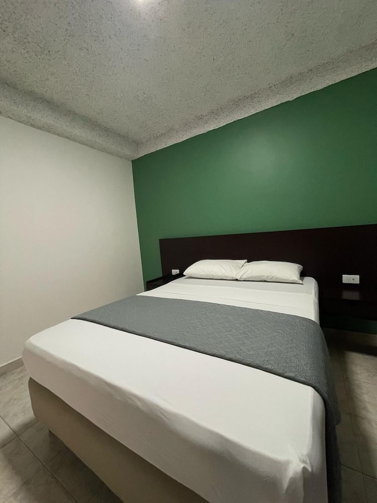 Comfort Room, 1 Double Bed, Non Smoking, City View