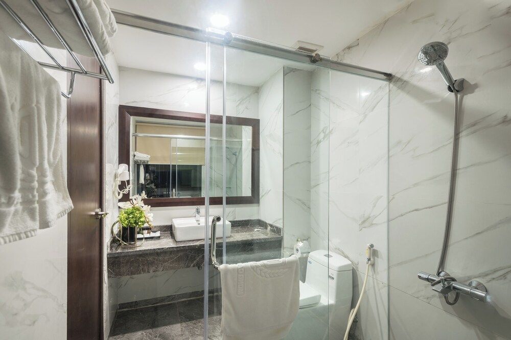 Móng Cái Place Deluxe Double Room Single Use 3