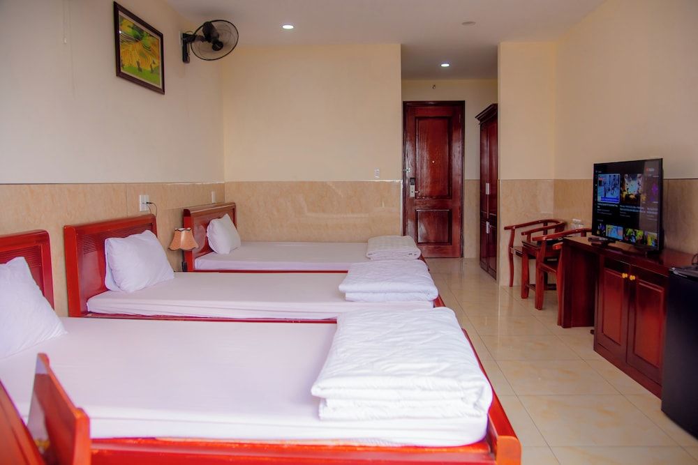 Basic Triple Room