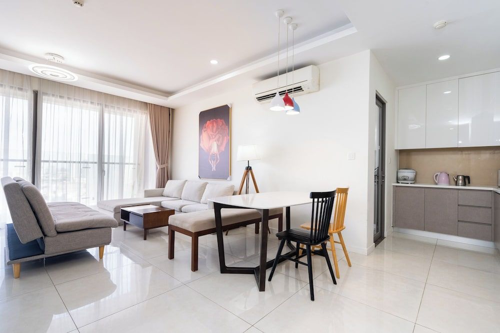 Luxury Apartment, 3 Bedrooms, Balcony, City View