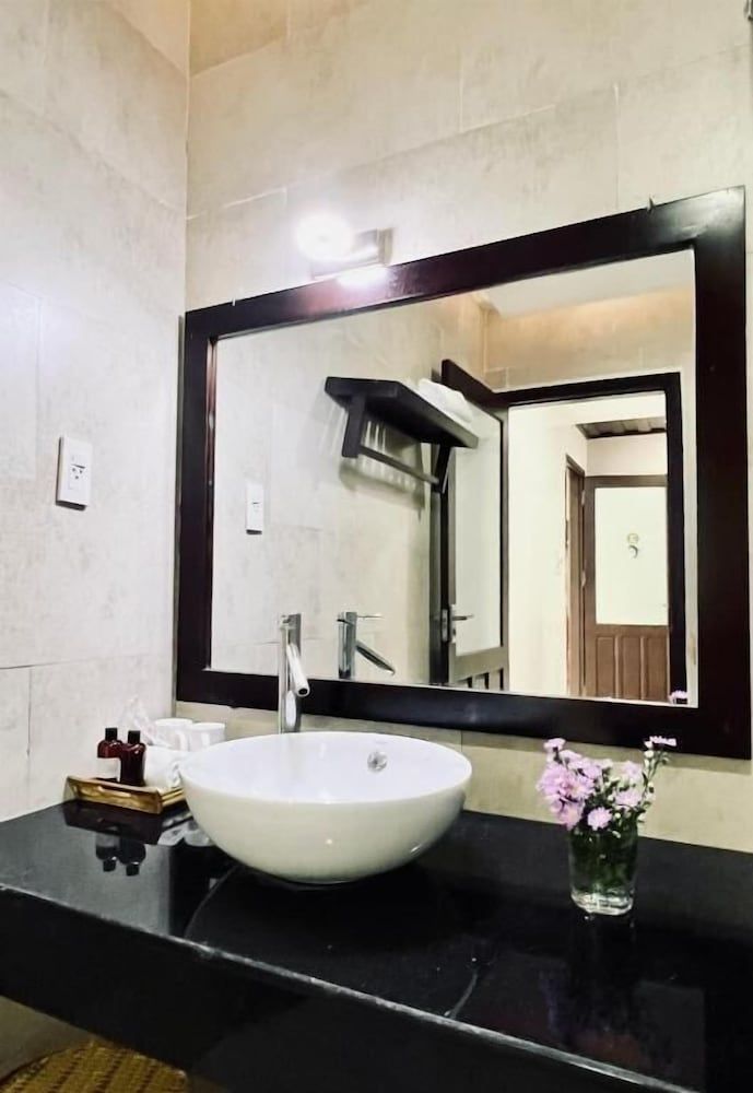 Pearl Beach Homestay Deluxe Room, Balcony, Beach View 7