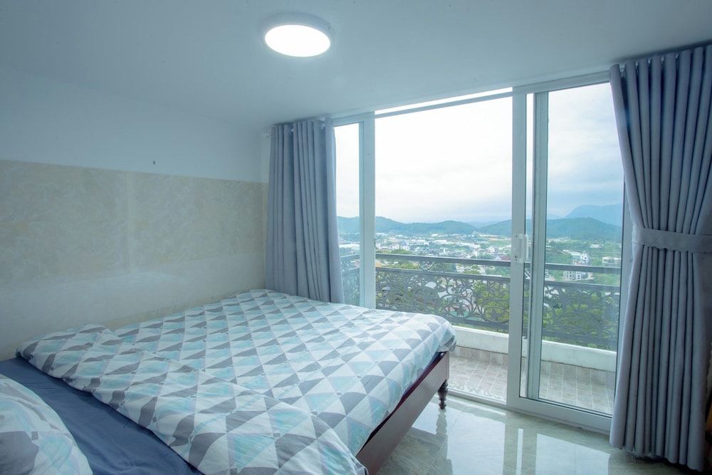 Family Apartment, City View