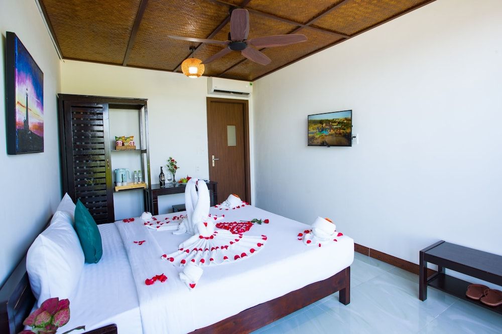 Adora Bay Ke Ga Beach Resort Deluxe Partial Ocean View King 3