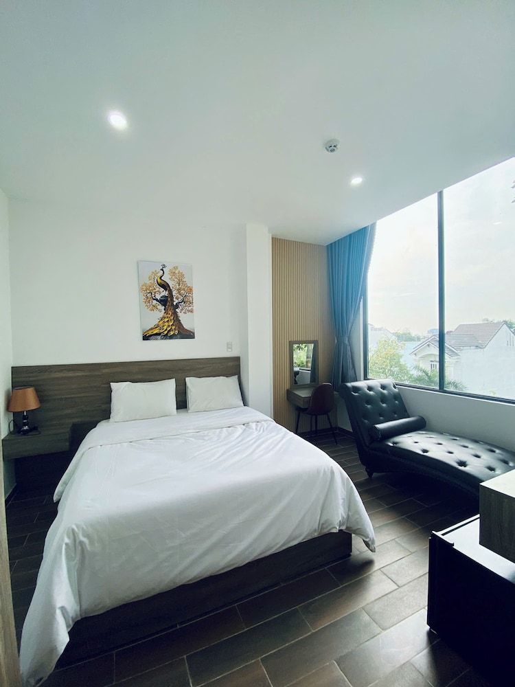 Hotel Caravelle Can Tho 2 Deluxe Double Room 8