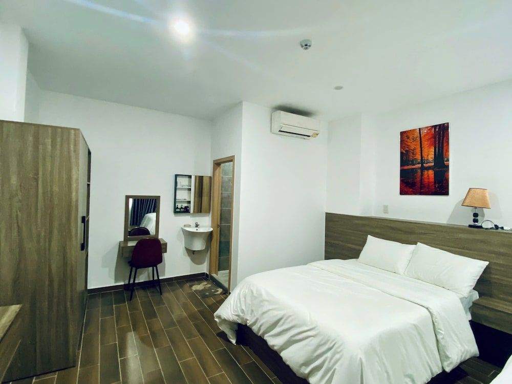 Hotel Caravelle Can Tho 2 Family Quadruple Room 12