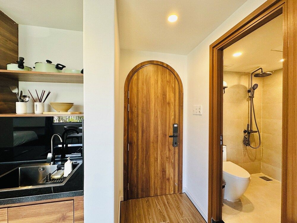 QR Hotel Dalat Studio, City View 13