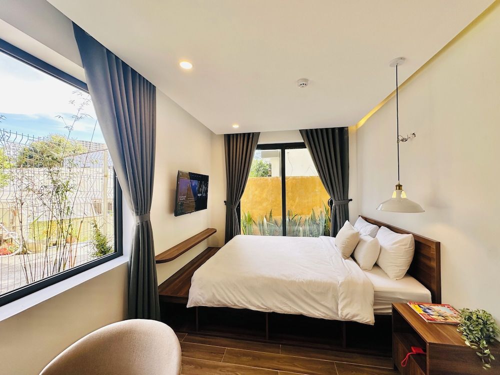 QR Hotel Dalat Studio, City View 4