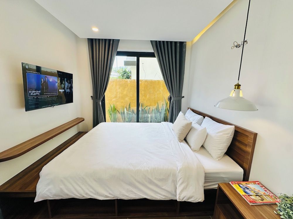 QR Hotel Dalat Studio, City View 7