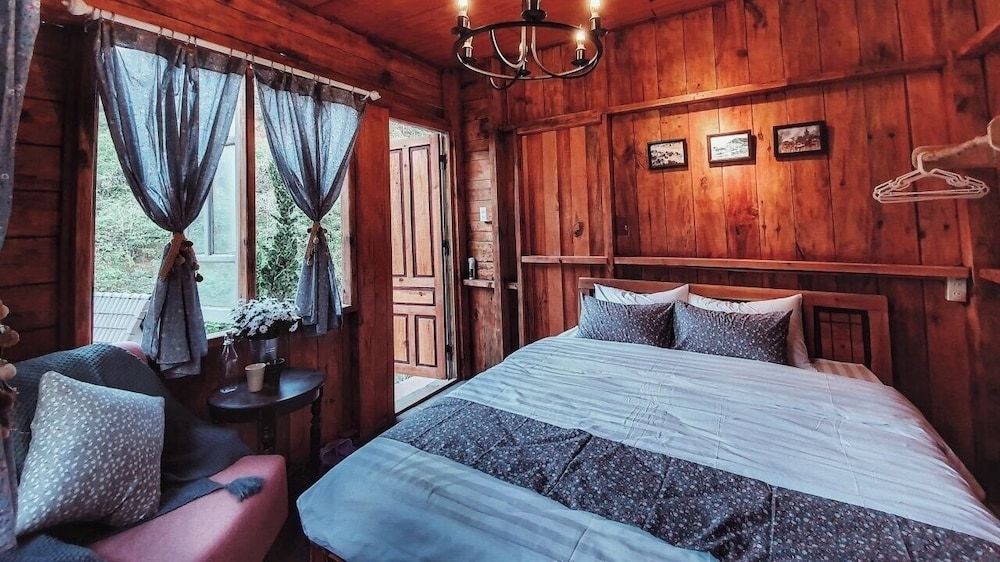 Classic Room, Mountain View