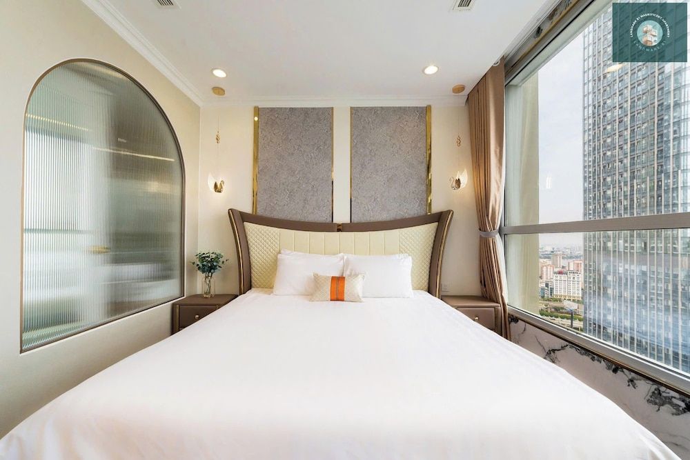 Luxury Apartment, 4 Bedrooms, Balcony, City View