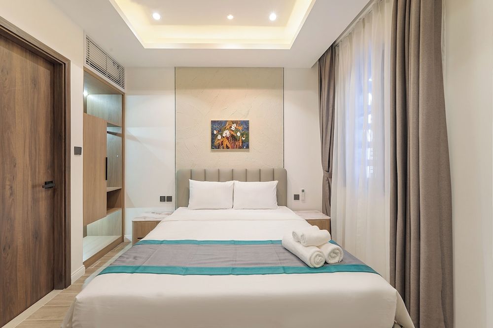 Superior Double Room, City View