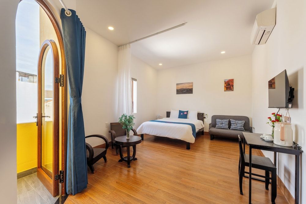 The View Boutique Hoi An Basic Double Room, Balcony, Courtyard View 5