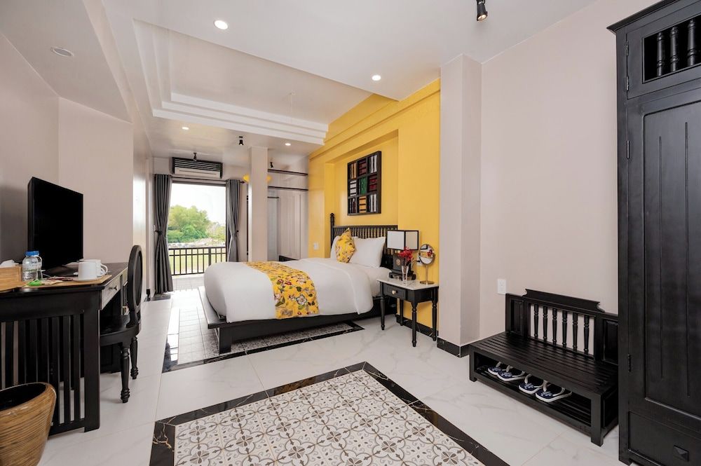 Premier Double Room, Bathtub, Balcony