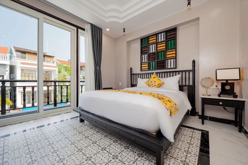 Deluxe Double Room, Bathtub, Balcony