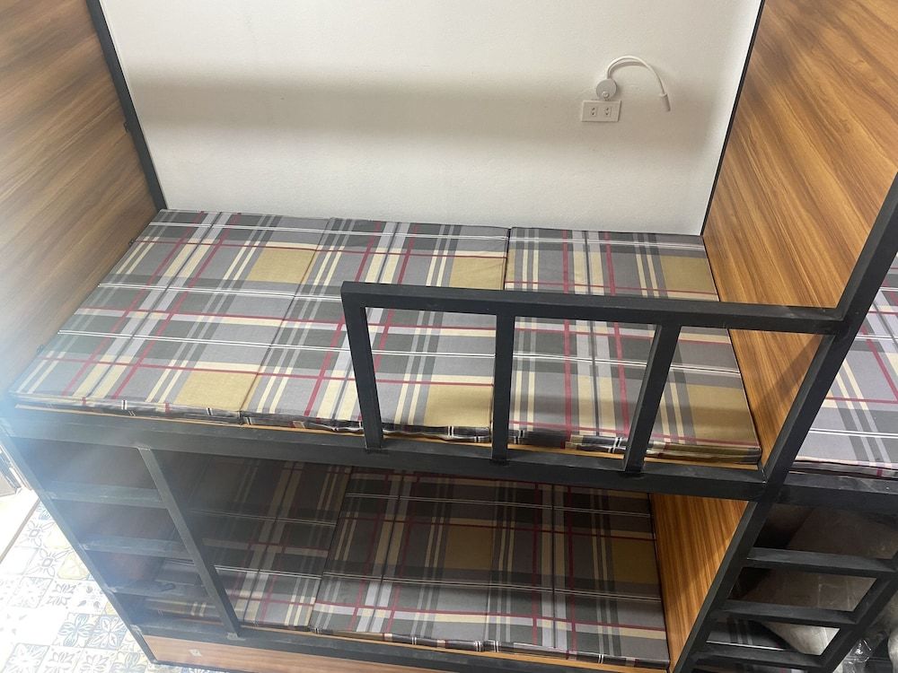 Quiri Peninsula Hostel Basic Shared Dormitory 4