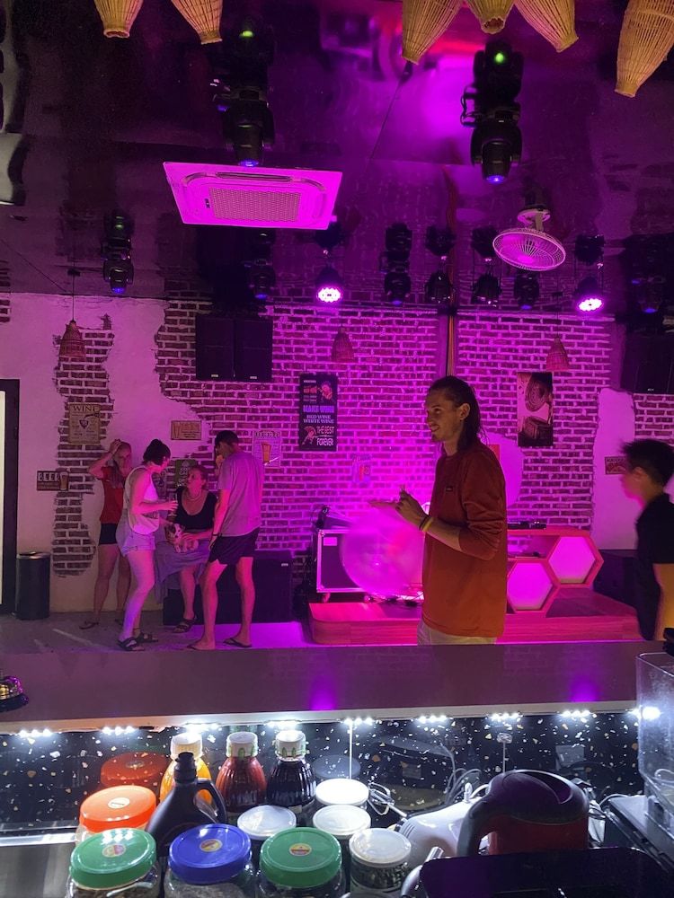 Quiri Peninsula Hostel