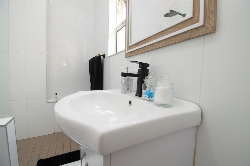 On The Beach Deluxe Room 15