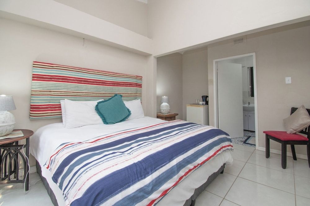 On The Beach Standard Room 9