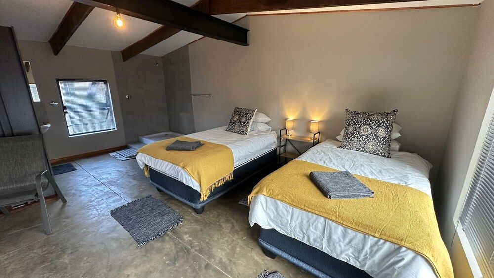 2-bed House in Dullstroom , Blue Crane Estate 66 House 6