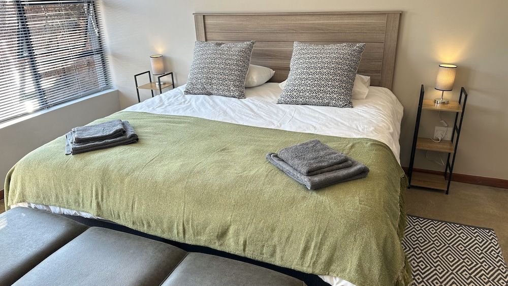 2-bed House in Dullstroom , Blue Crane Estate 66 House 12