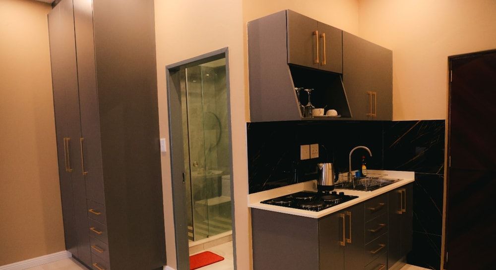 Habesha Hotel Executive Suite 5