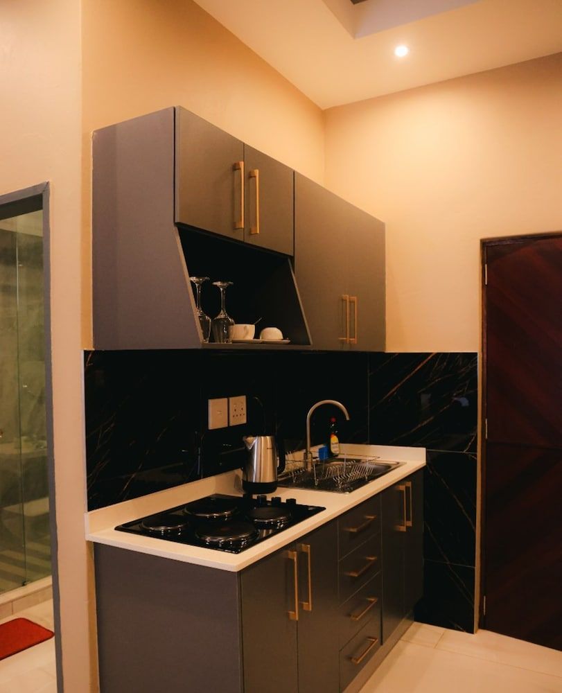 Habesha Hotel Deluxe Room 2