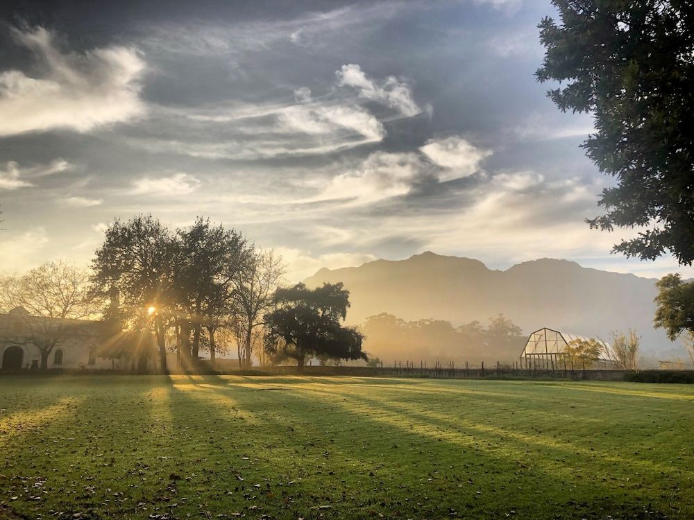 Blaauwklippen Manor by NEWMARK Jonkershuis Luxury Room 4