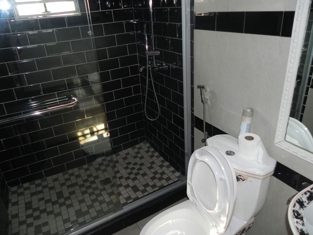 Gold Crown international Hotel Classic Room 12