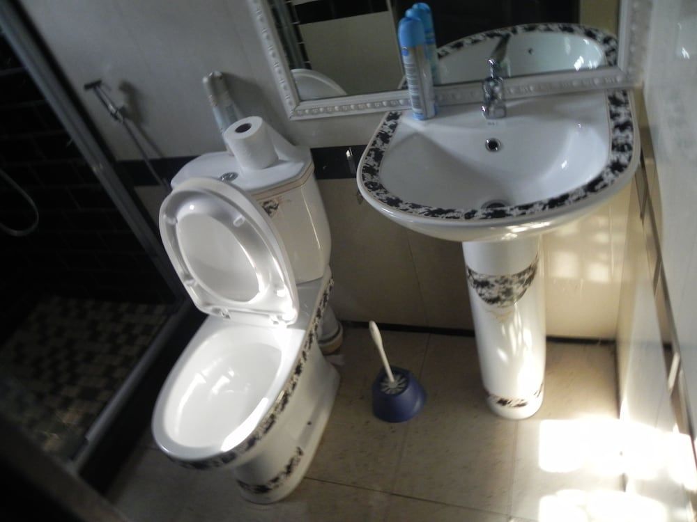 Gold Crown international Hotel Classic Room 13