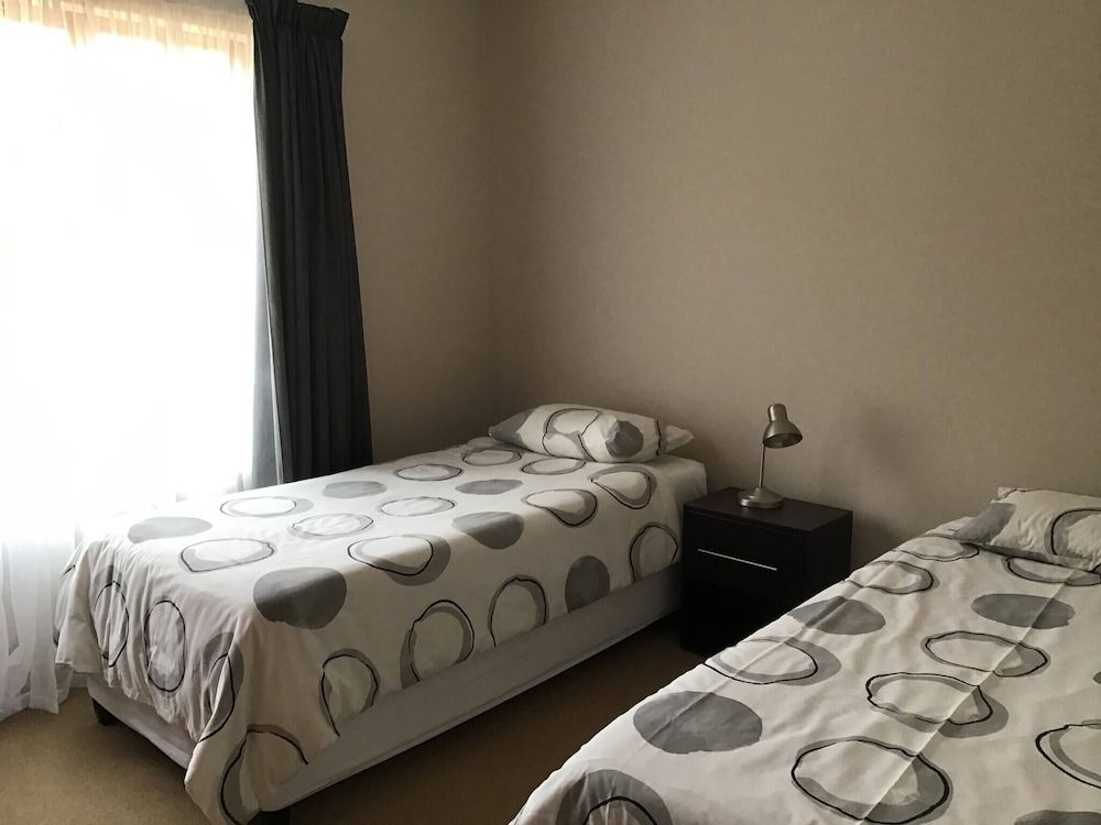 House, 2 Bedrooms, Balcony
