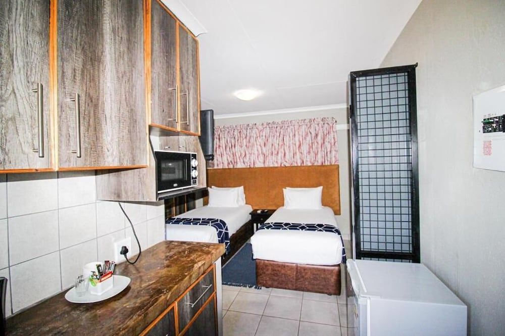 Deluxe Room, Garden View