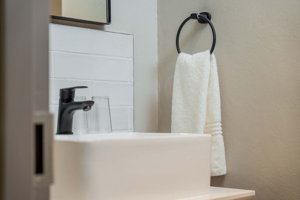 BlackBrick Bedfordview ApartHotel Standard Studio, 1 Queen Bed, Non Smoking, Garden View 12