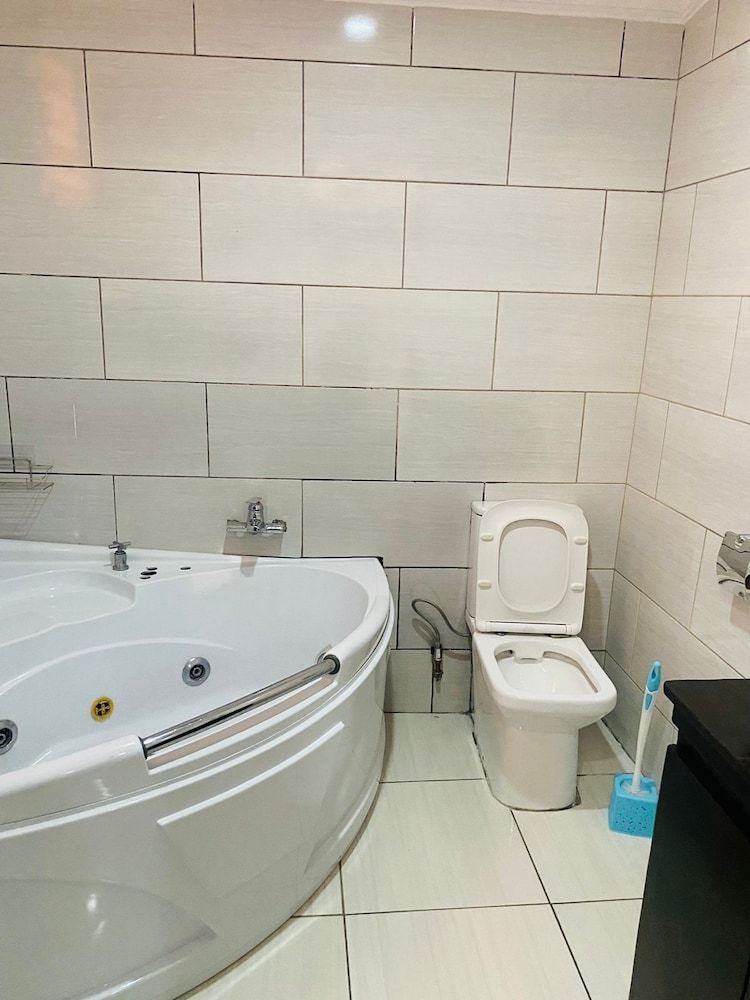 DBright Guest Lodge Comfort Double Room 3