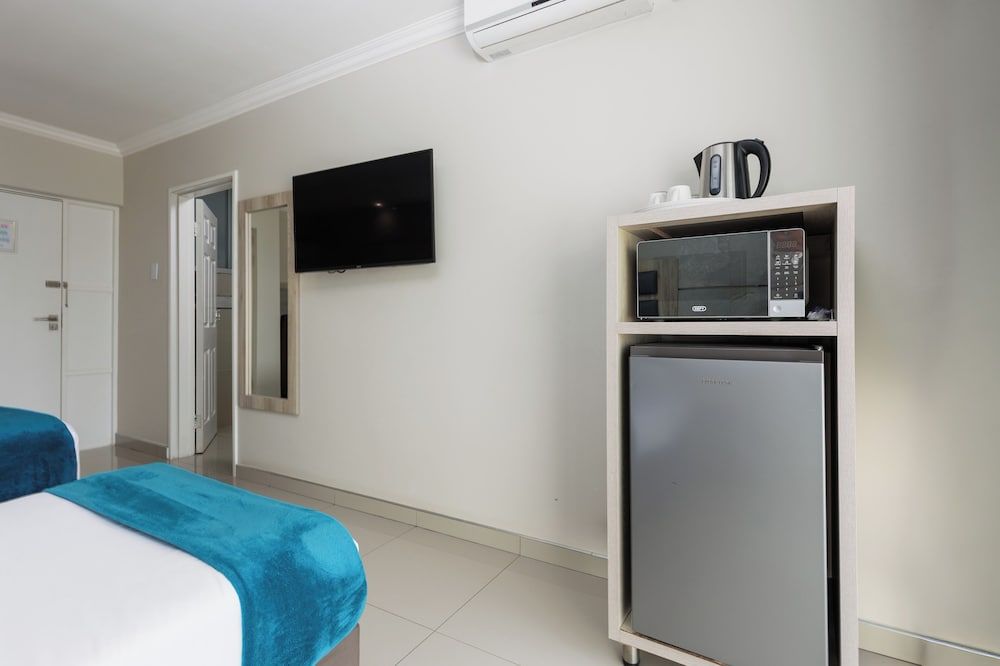 Bayside Taj Hotel Standard Double or Twin Room 2