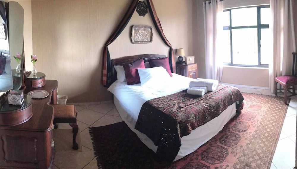 Natures Green Resort and Spa Superior Cottage, Mountain View 5