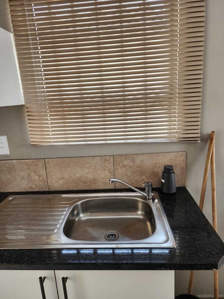 Room-khutsong Apartmentss Room, 1 Bedroom 22