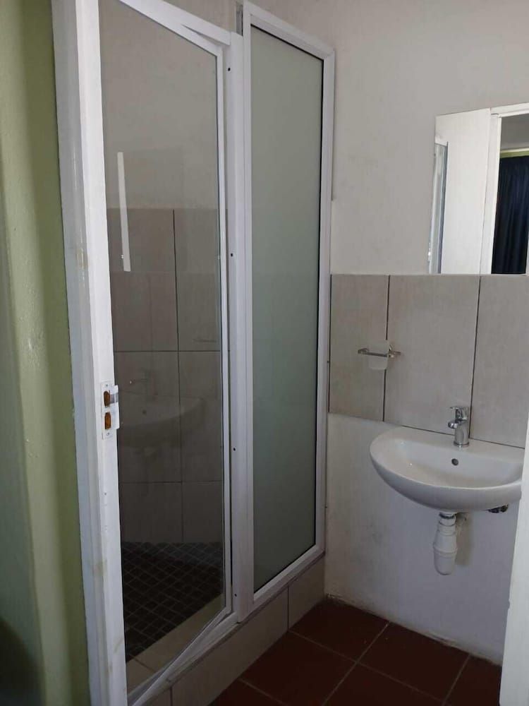 Longfellow Lodge Family Twin Room, 3 Bedrooms 4