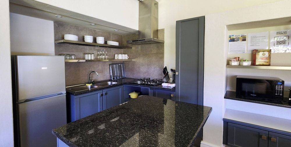 Mont Aux Sources Drakensberg Resort Superior Chalet, Mountain View 6