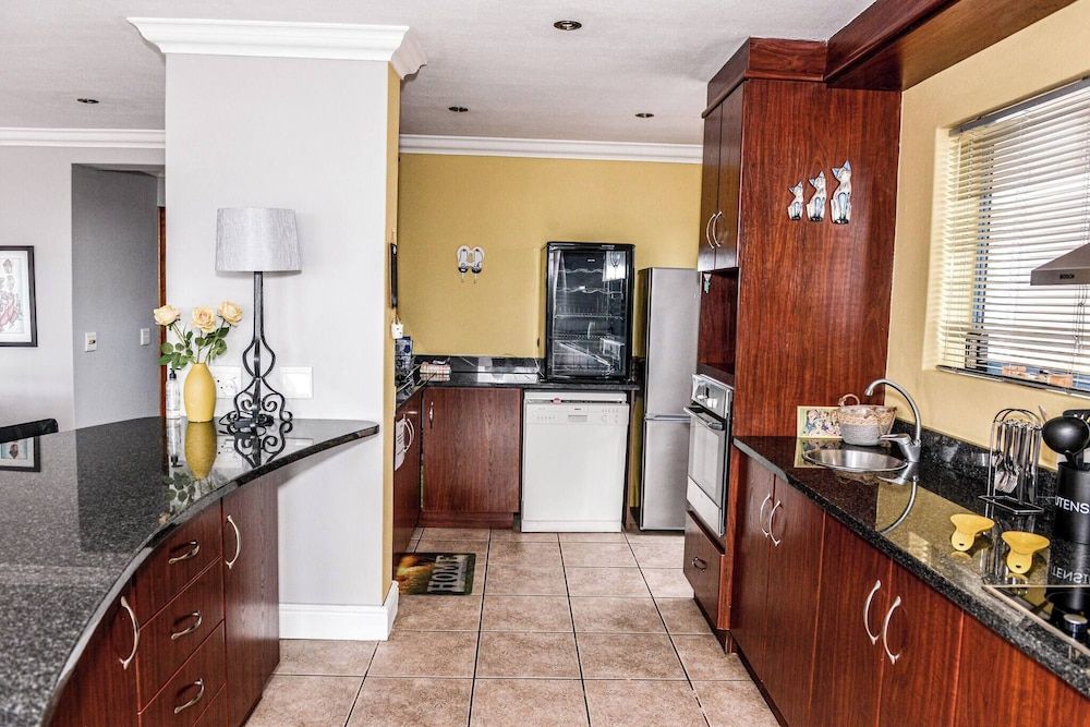 House, 3 Bedrooms, Smoking, Balcony