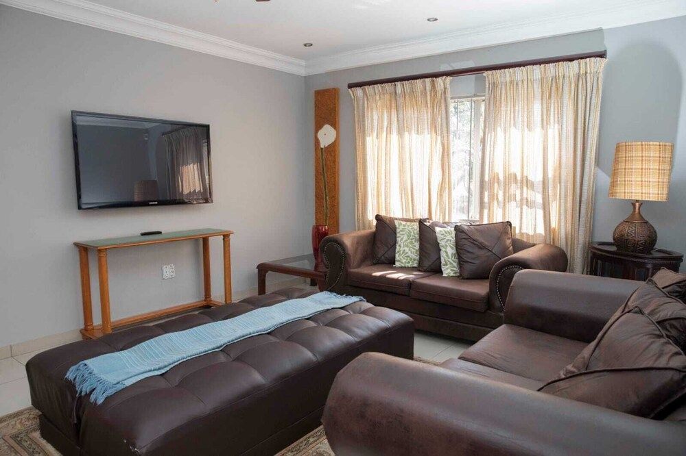 Afropolitan Guest Lodge