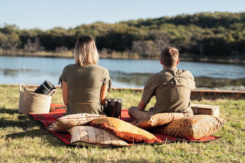 Room in Guest Room - Mmakuba Private Game Lodge, Superior Suite 4 Room, 1 Bedroom, Patio, Garden View 21