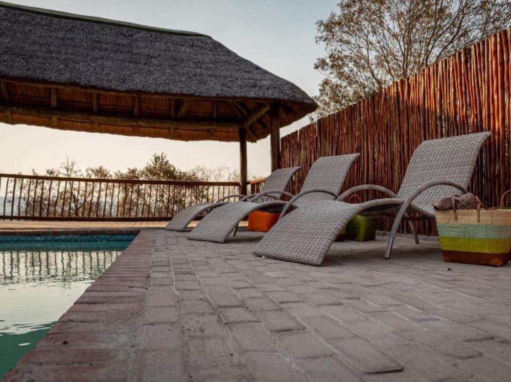 Room in Guest Room - Mmakuba Private Game Lodge, Superior Suite 4 Room, 1 Bedroom, Patio, Garden View 24