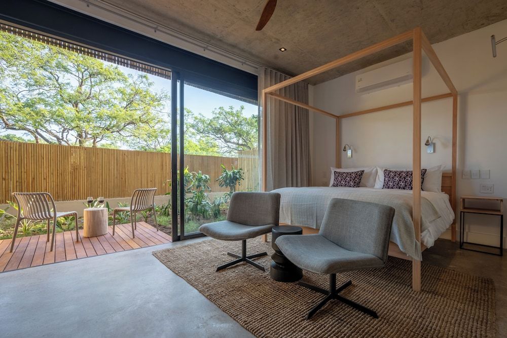 Khiwane Boutique Hotel Deluxe Room, Patio, Garden View 2