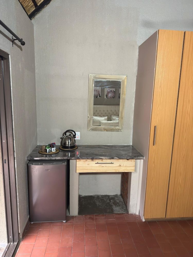 Singwe Private Safari lodge Standard Double or Twin Room 7