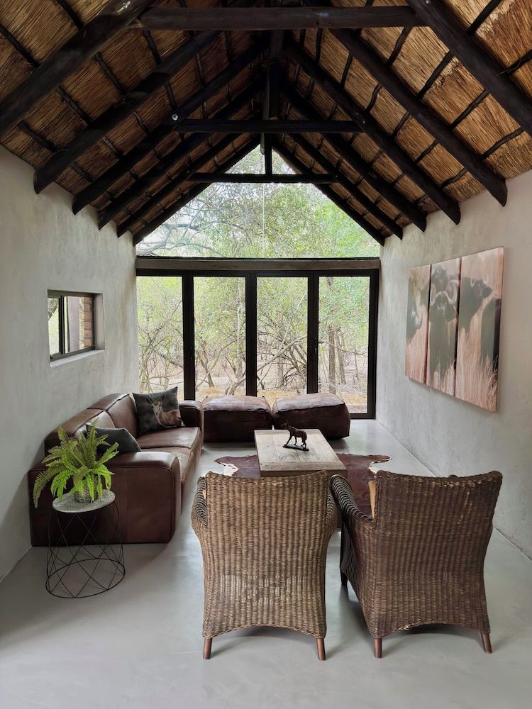Singwe Private Safari lodge Luxury House, Park View 7