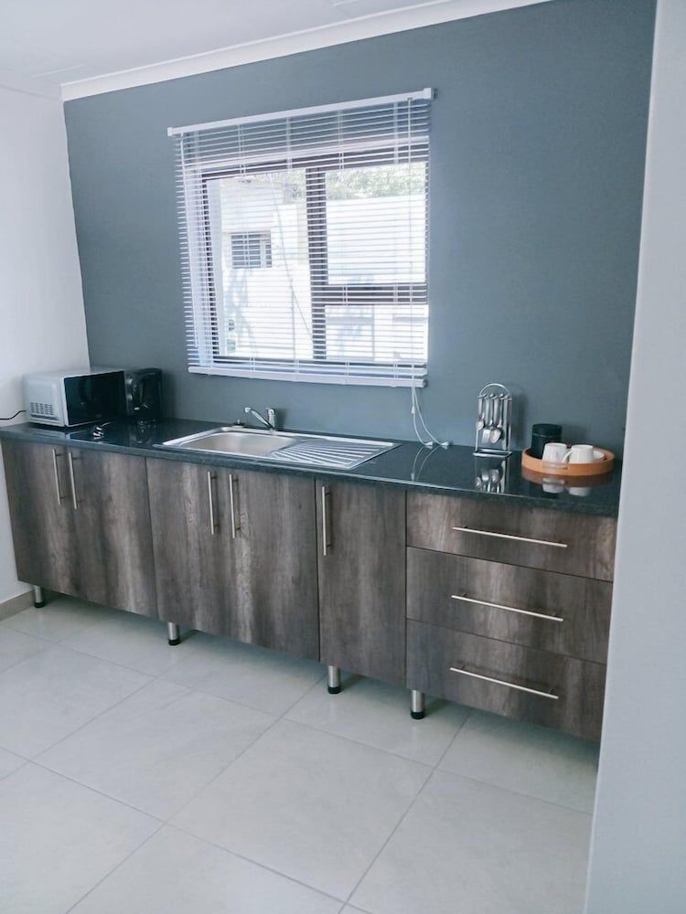 SHABIS GUEST LODGE Comfort Room 8