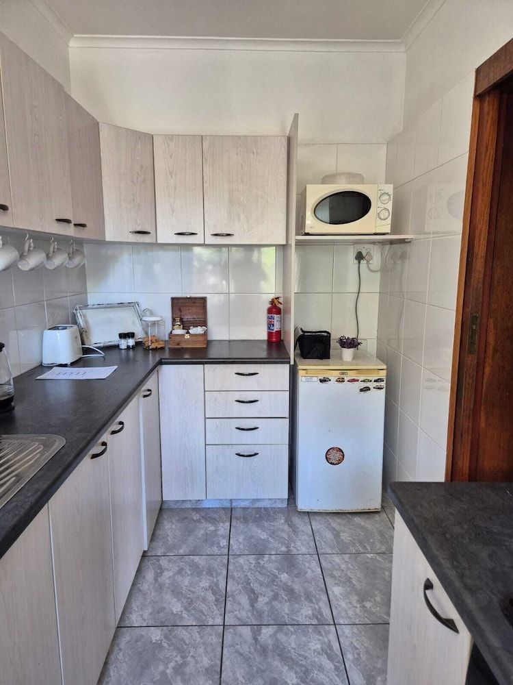 Afton Safari Lodge Comfort Double Room, Garden View 8