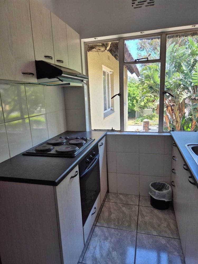 Afton Safari Lodge Comfort Double Room, Garden View 7